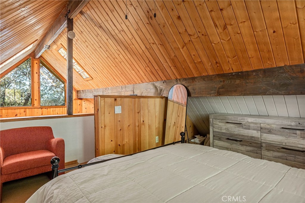33459 Music Camp Road Running Springs, CA 92382 - Photo 15 of 29 loft
