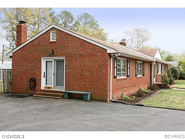 3203 Abelia Road Henrico, VA 23228 - Photo 3 of 24 Exterior Front