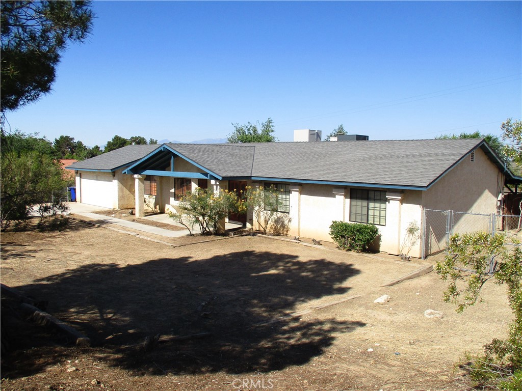 15412 Myalon Road Apple Valley, CA 92307 - Photo 3 of 56