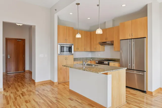 $555,000 | 4201 Sunset Drive, Unit N519, Spring Park, MN 55384