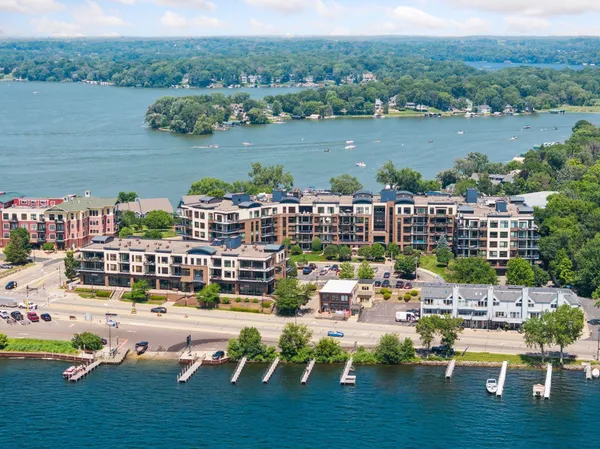 $555,000 | 4201 Sunset Drive, Unit N519, Spring Park, MN 55384