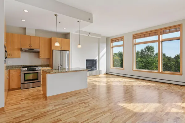 $555,000 | 4201 Sunset Drive, Unit N519, Spring Park, MN 55384