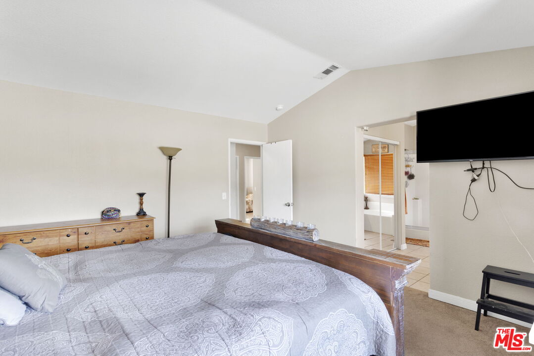 3369 Morning Glory Drive Rialto, CA 92377 - Photo 14 of 27