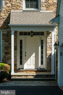$1,500,000 | 2 Garden Path, Unit 14, Doylestown, PA 18901