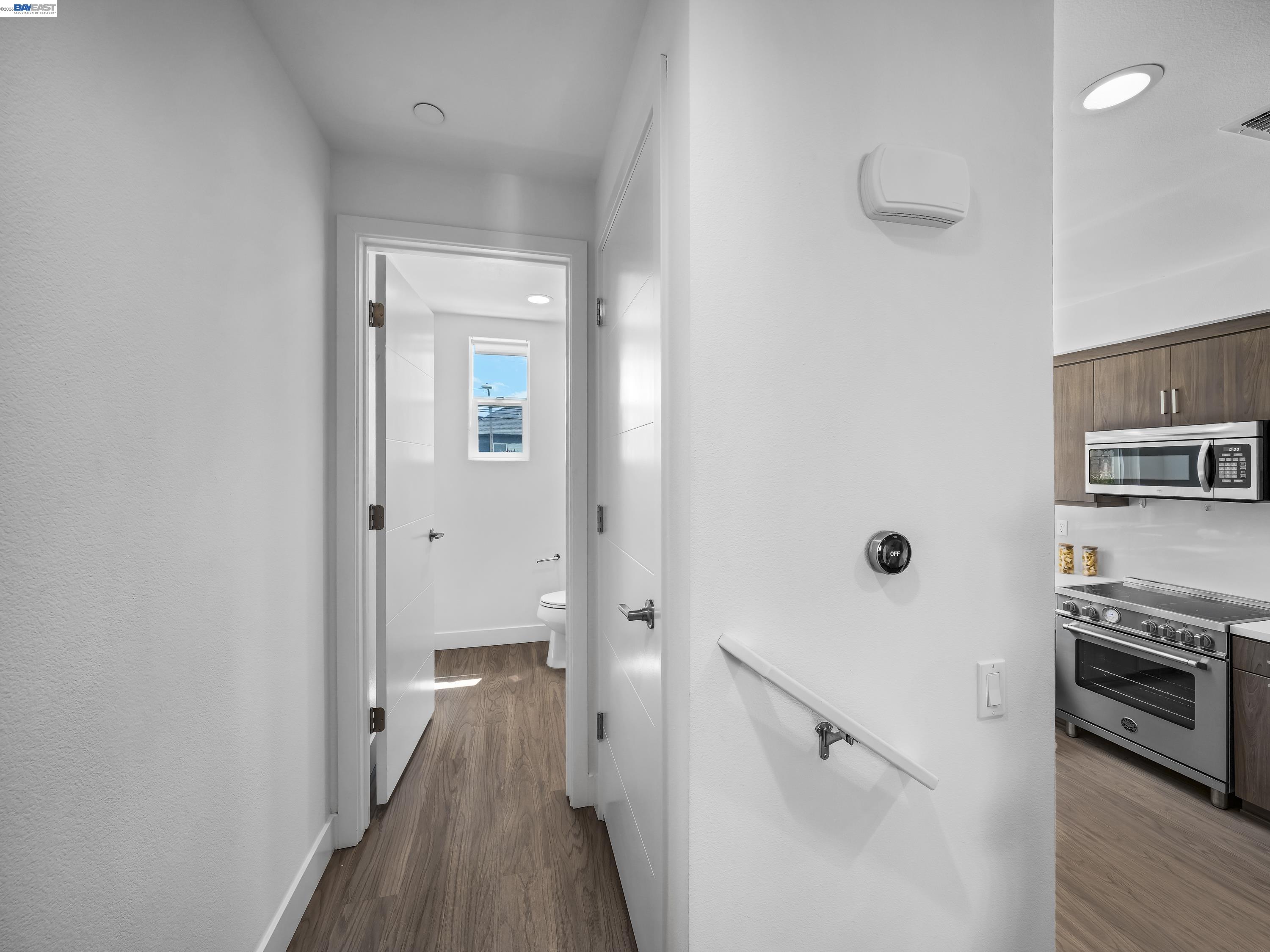 2309 Myrtle Street Oakland, CA 94607 - Photo 28 of 56