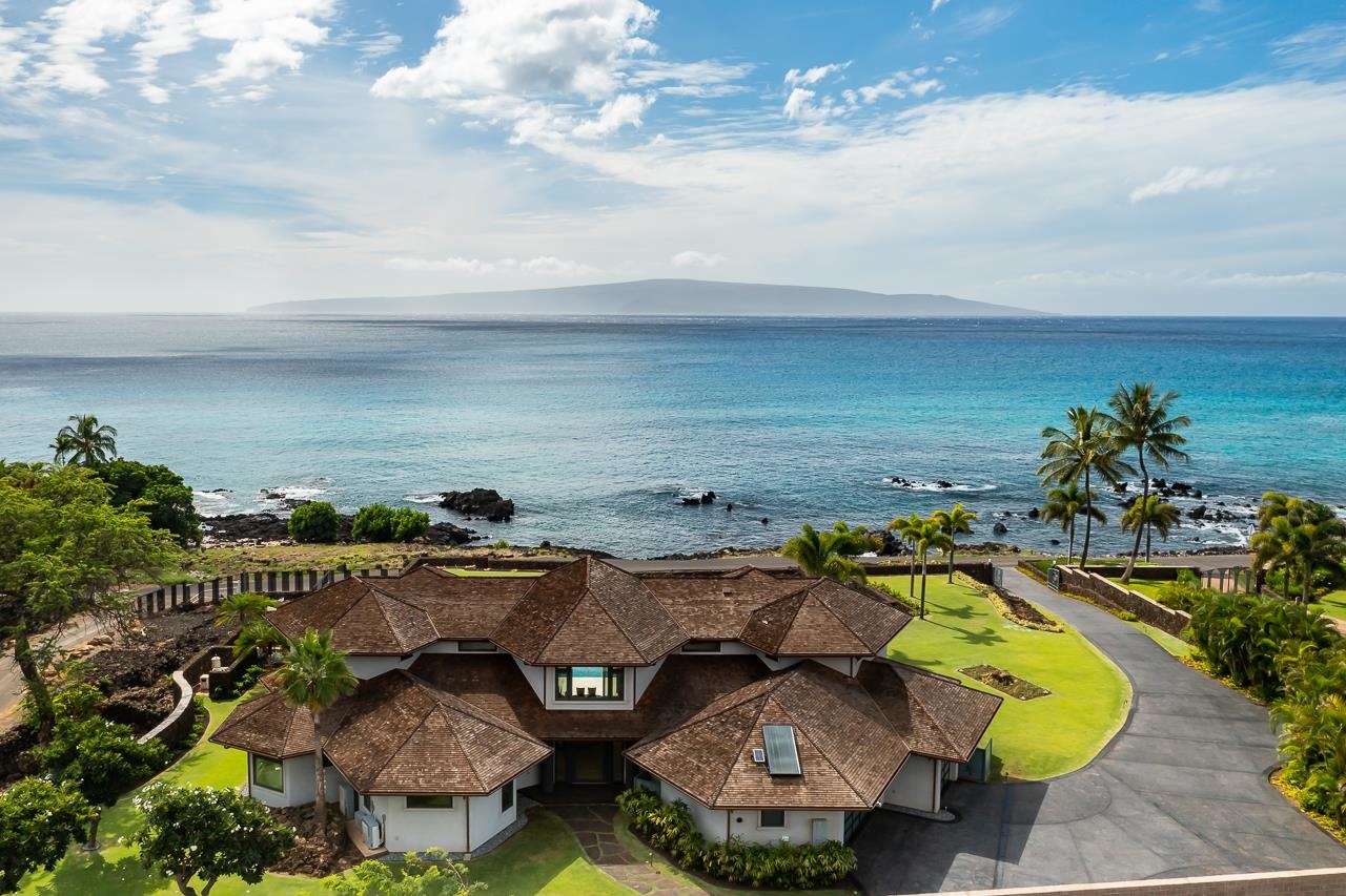 7595 Makena Road Kihei, HI 96753 - Photo 7 of 39 an aerial view of a house with outdoor space