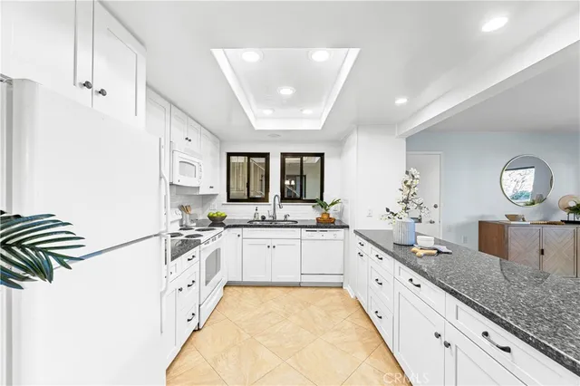 $435,000 | 841 Ronda Sevilla, Unit B, Laguna Woods, CA 92637