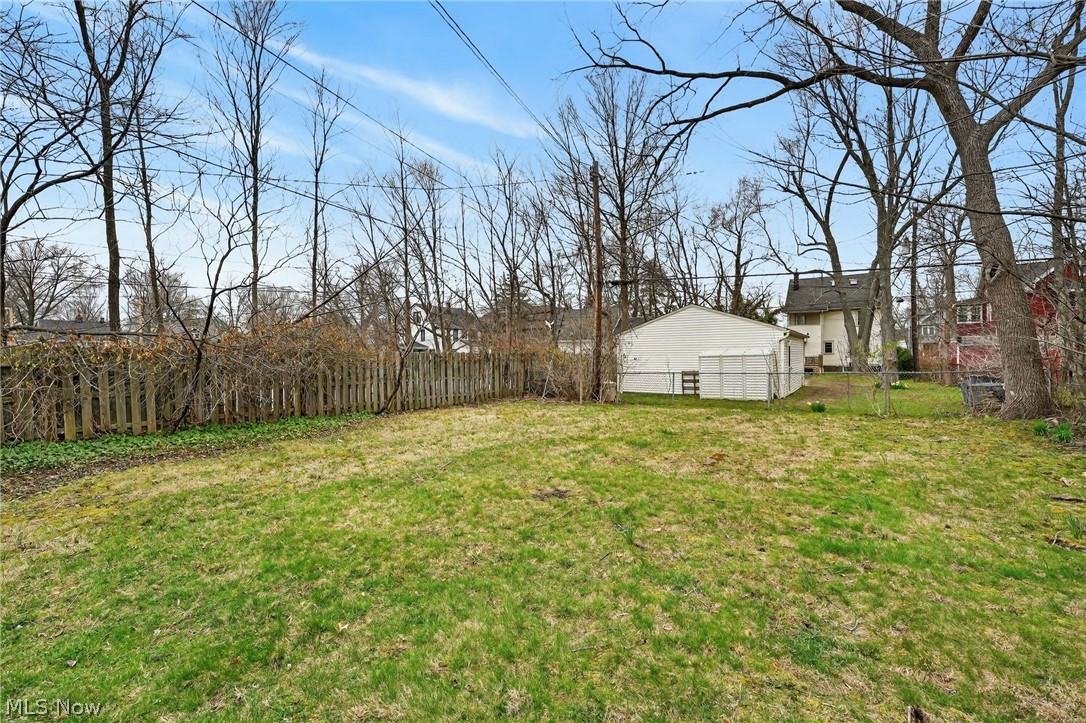 3221 Bradford Road Cleveland Heights, OH 44118 - Photo 32 of 37
