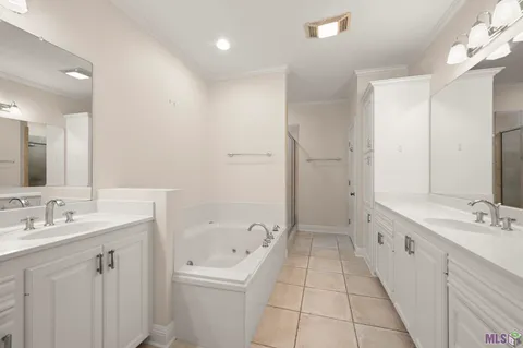 $635,000 | 6042 Riverbrook Drive, Baton Rouge, LA 70820