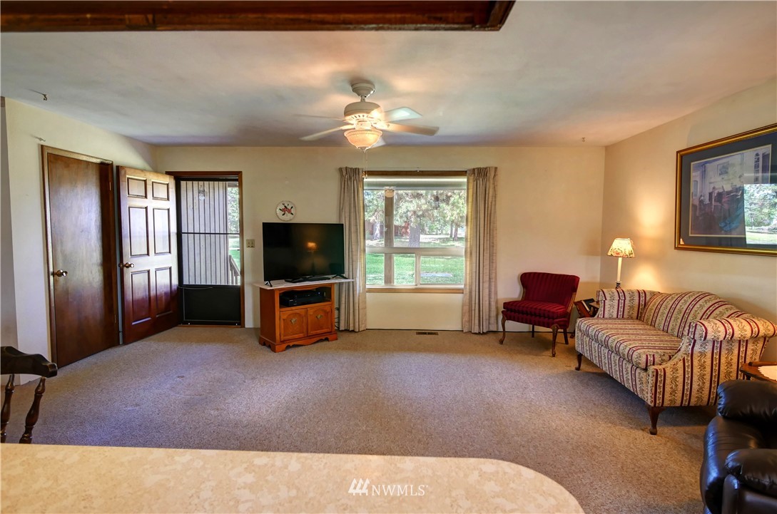 6 Pineview Road Winthrop, WA 98862 - Photo 8 of 40 Gallery Image 8