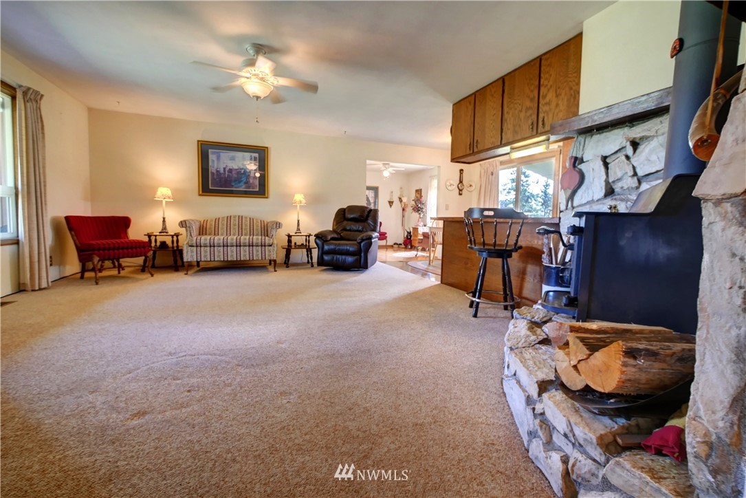 6 Pineview Road Winthrop, WA 98862 - Photo 9 of 40 Gallery Image 9