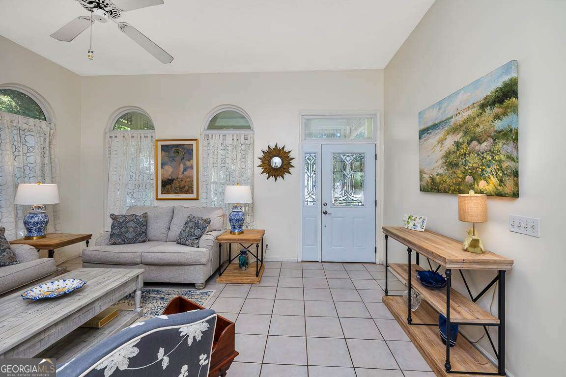 118 Grand Oaks Lane St. Simons, GA 31522 - Photo 5 of 30