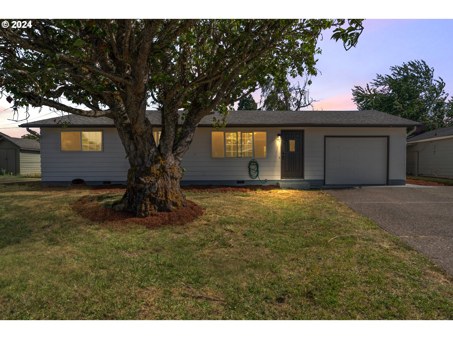 970 Longridge Drive Springfield, OR 97478 - Photo 1 of 41 Gallery Image 1