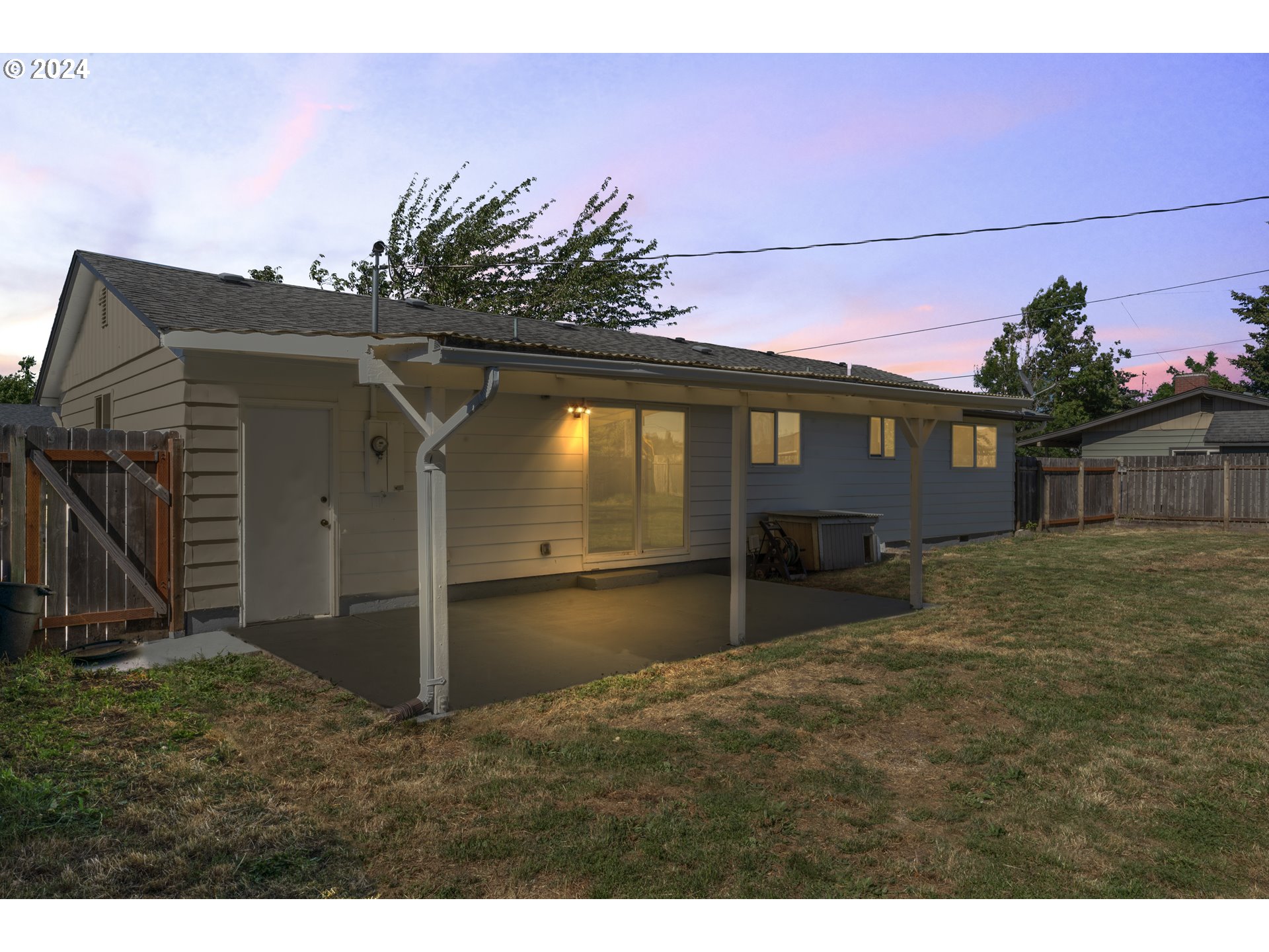 970 Longridge Drive Springfield, OR 97478 - Photo 28 of 41 Gallery Image 28