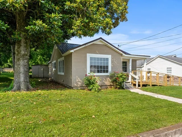 $173,000 | 313 Tennessee Avenue South, Cowan, TN 37318