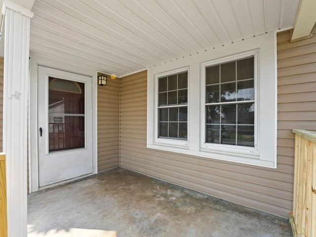 313 Tennessee Avenue South Cowan, TN 37318 - Photo 7 of 26