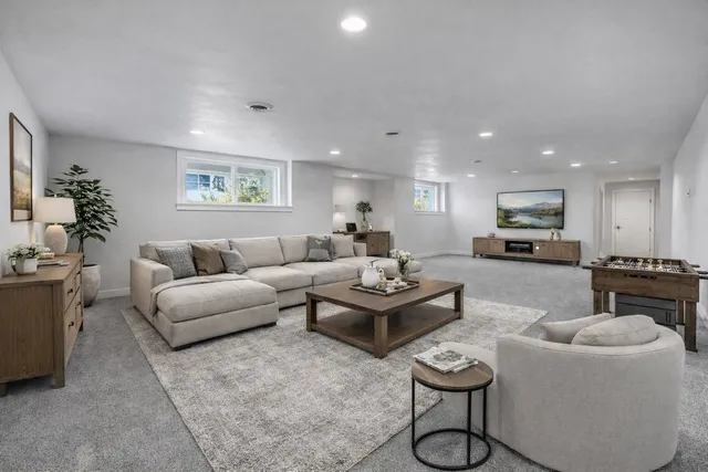 $599,900 | 2521 Beasle Court, De Pere, WI 54115