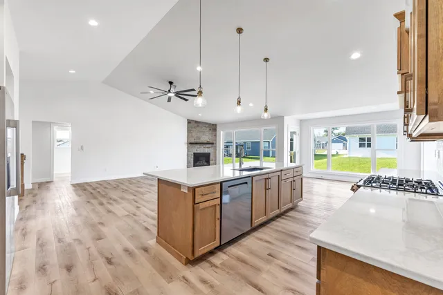 $599,900 | 2521 Beasle Court, De Pere, WI 54115