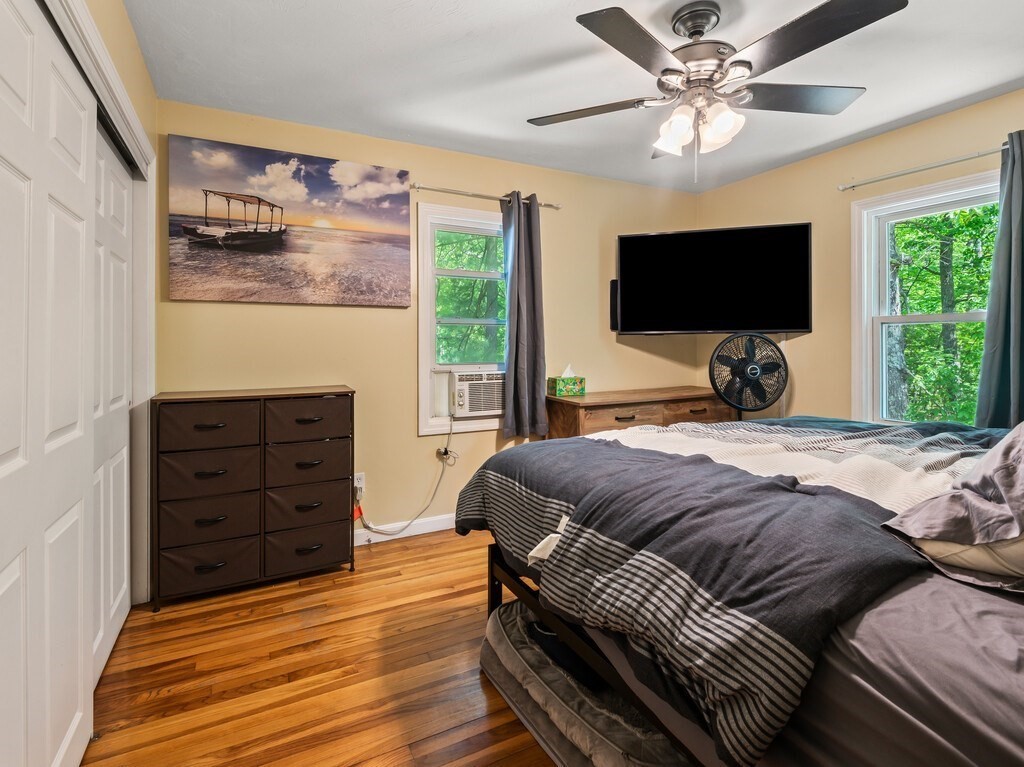 14 Orton Street Worcester, MA 01604 - Photo 12 of 35