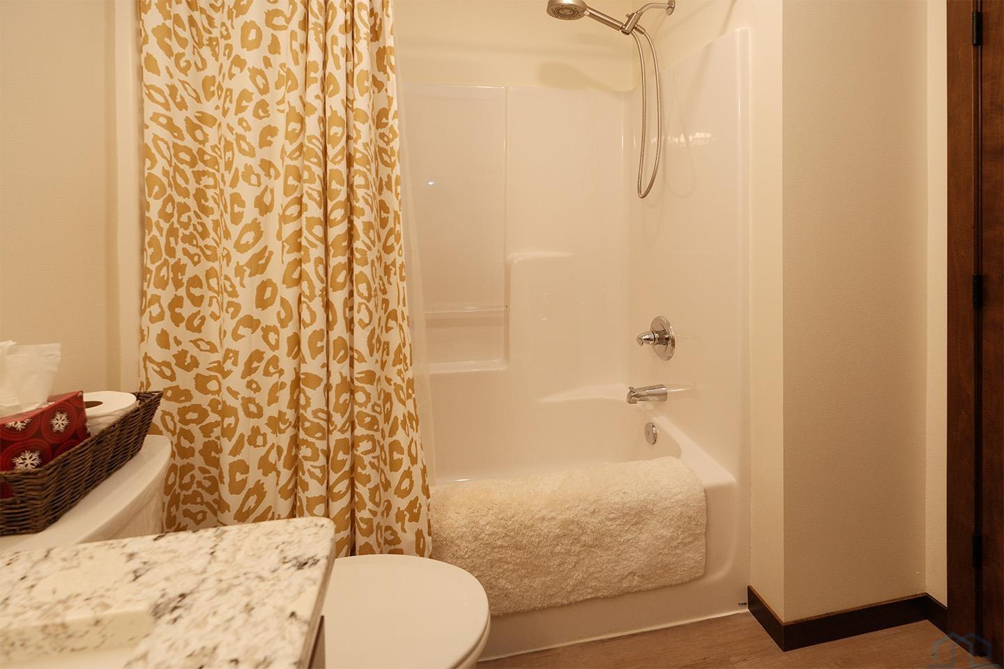 2109 Walnut Street Hull, IA 51239 - Photo 26 of 27 Gallery Image 26