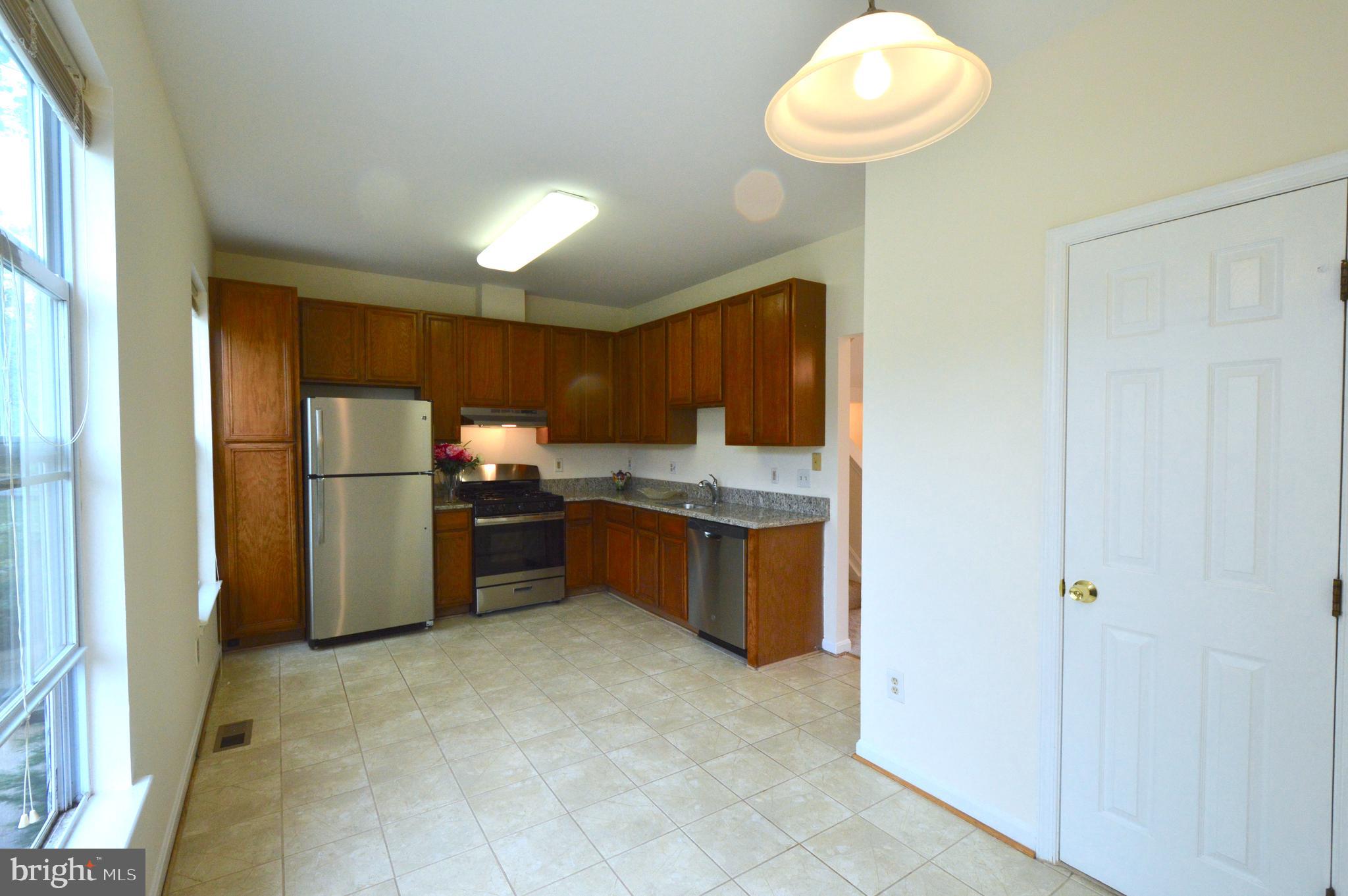 45541 Clear Spring Terrace Sterling, VA 20165 - Photo 11 of 24