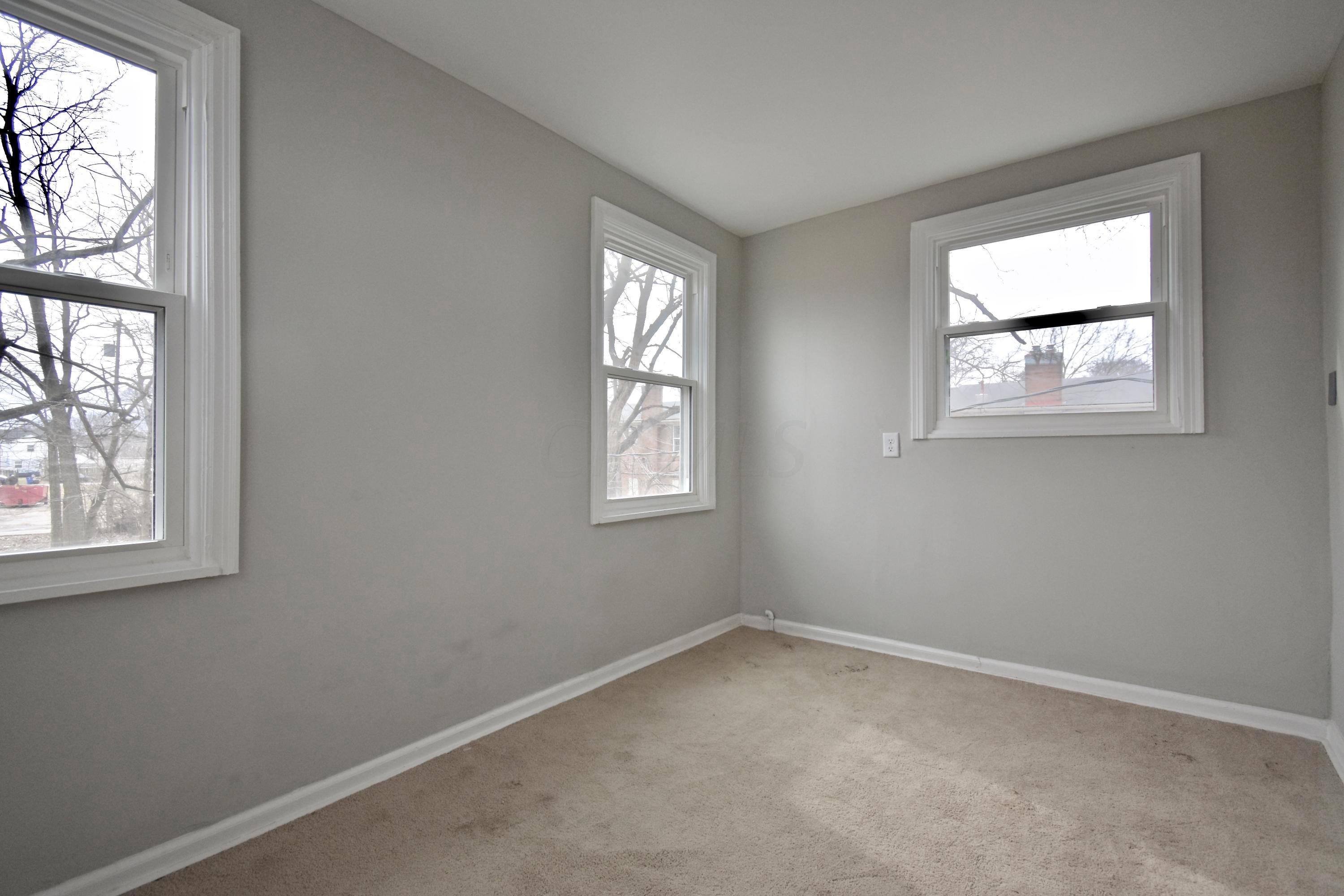 1805 Kent Street Columbus, OH 43205 - Photo 15 of 33