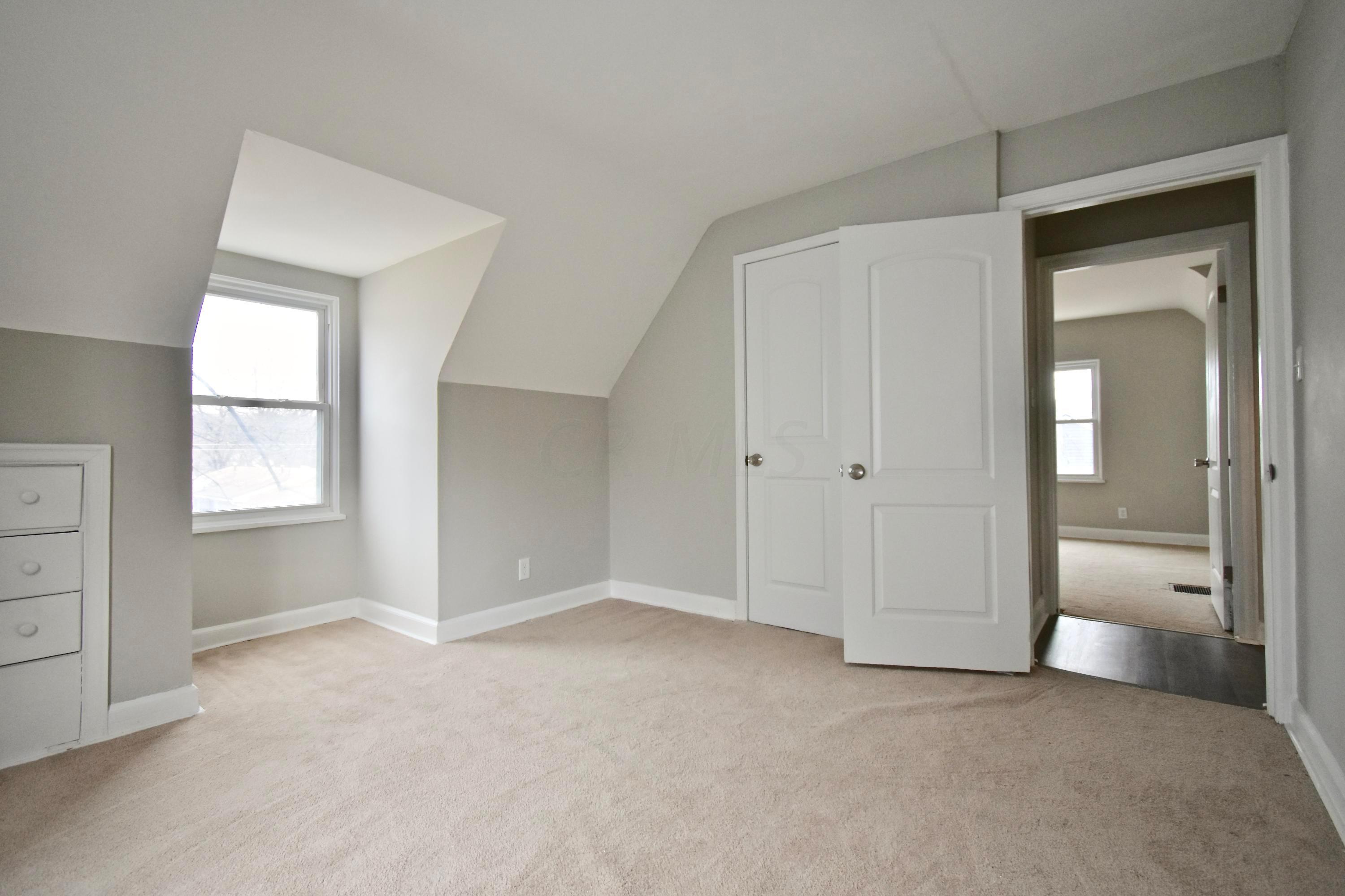 1805 Kent Street Columbus, OH 43205 - Photo 21 of 33