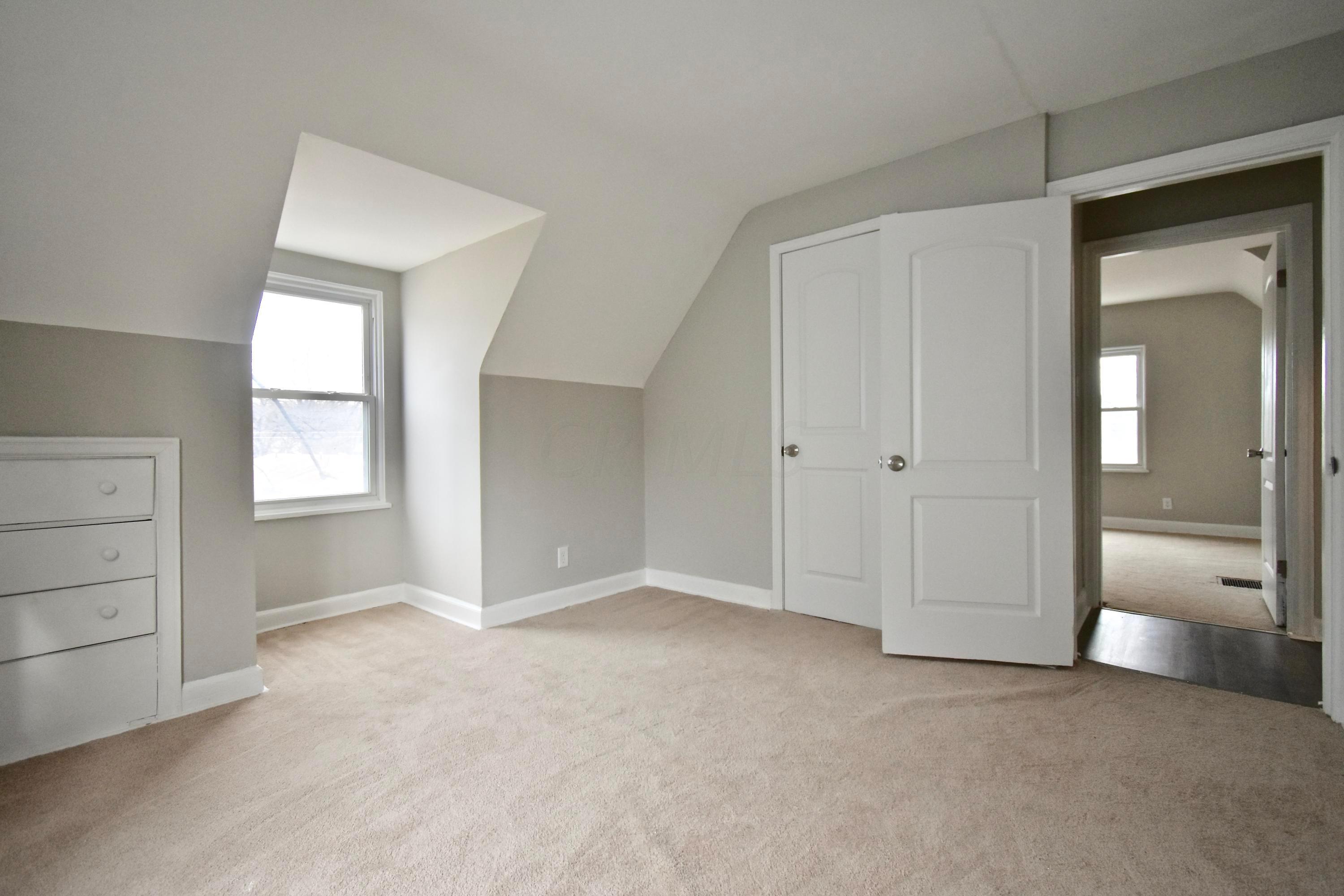 1805 Kent Street Columbus, OH 43205 - Photo 22 of 33