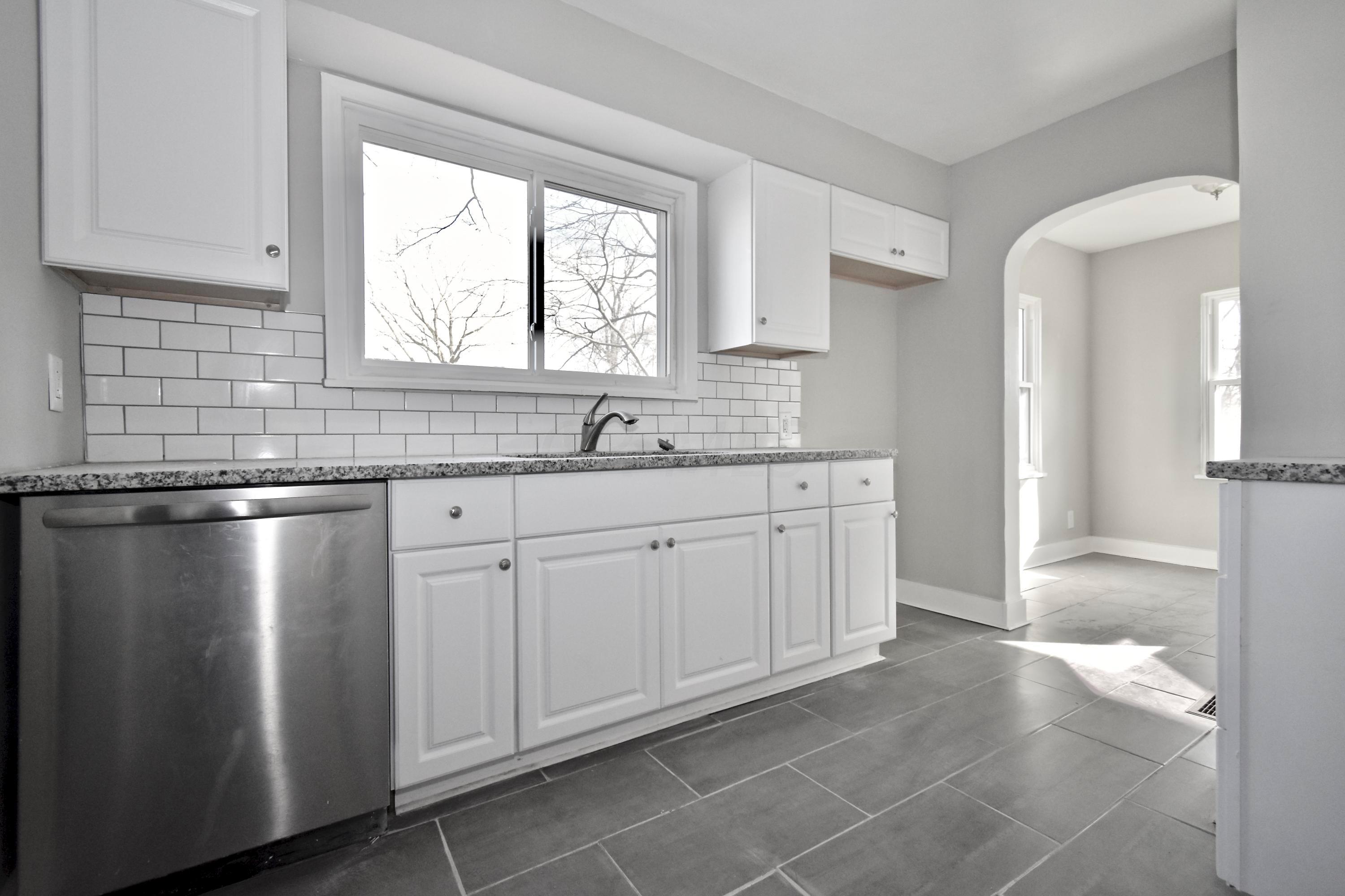 1805 Kent Street Columbus, OH 43205 - Photo 10 of 33