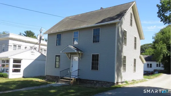 $2,500 | 44 Main Street, Essex, CT 06409