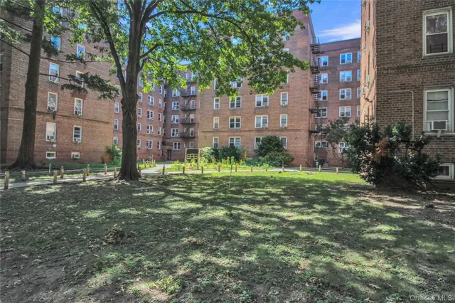 $399,000 | 35-40 75th Street, Unit 5B | Jackson Heights