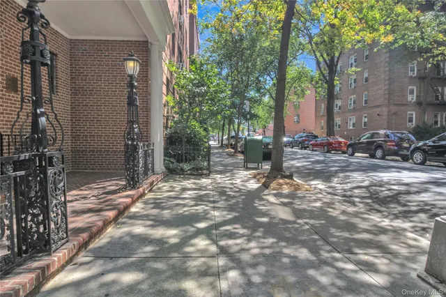 $399,000 | 35-40 75th Street, Unit 5B | Jackson Heights