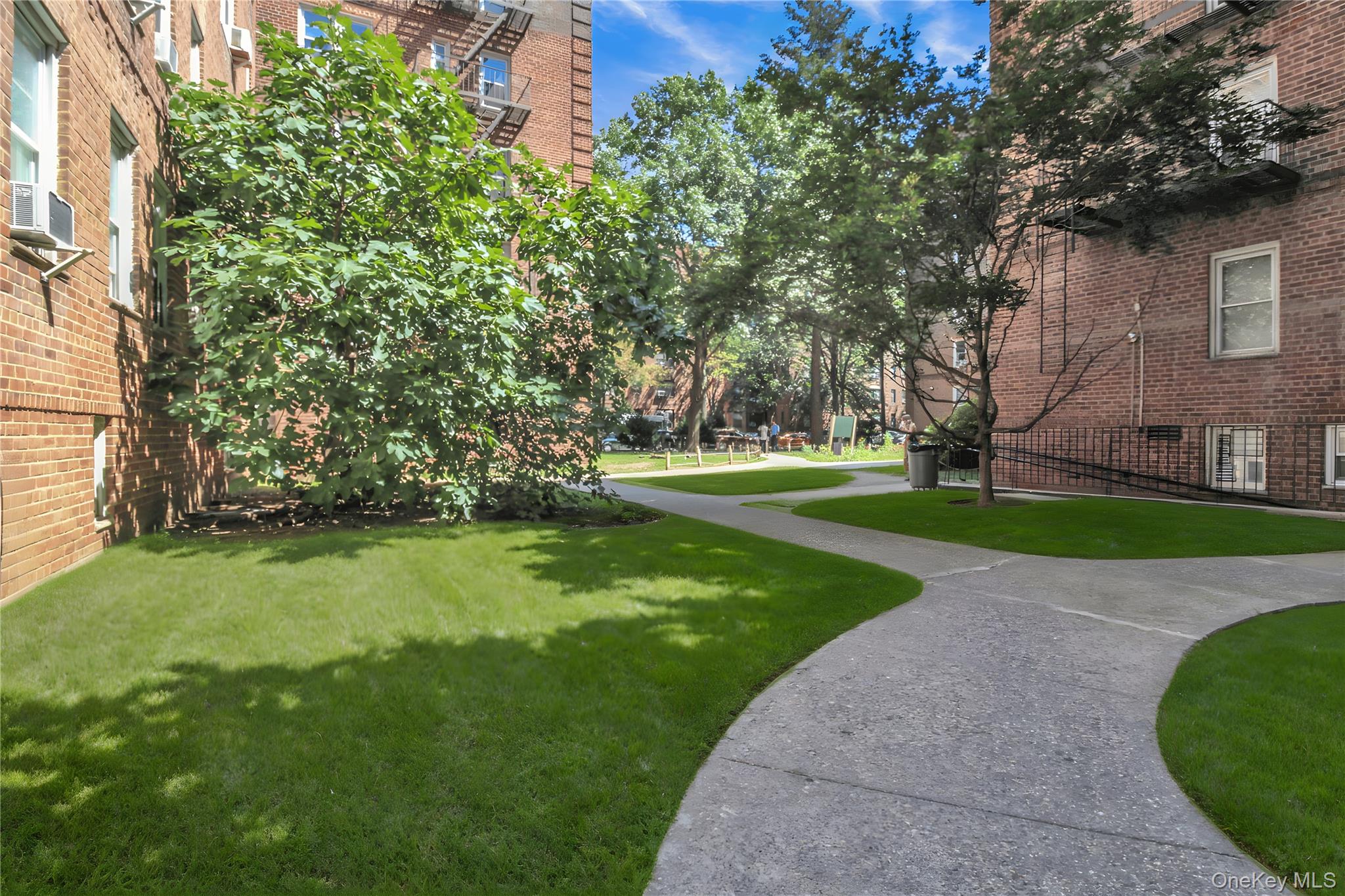 35-40 75th Street, Unit 5B Queens, NY 11372 - Photo 20 of 20 a view of a golf course