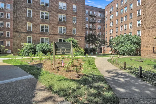 $399,000 | 35-40 75th Street, Unit 5B | Jackson Heights