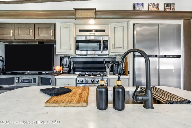 $233,000 | 925 Whiffle Tree Drive, Star Valley Ranch, WY 83127