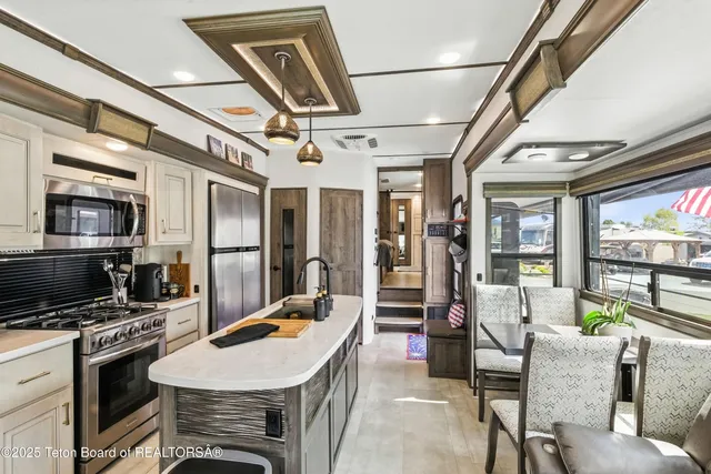 $233,000 | 925 Whiffle Tree Drive, Star Valley Ranch, WY 83127