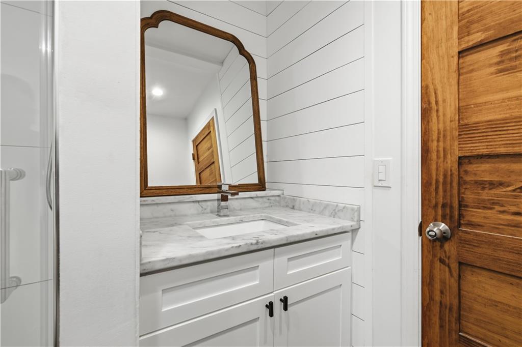 2224 Rando Lane Northwest Atlanta, GA 30318 - Photo 21 of 36 Gallery Image 21