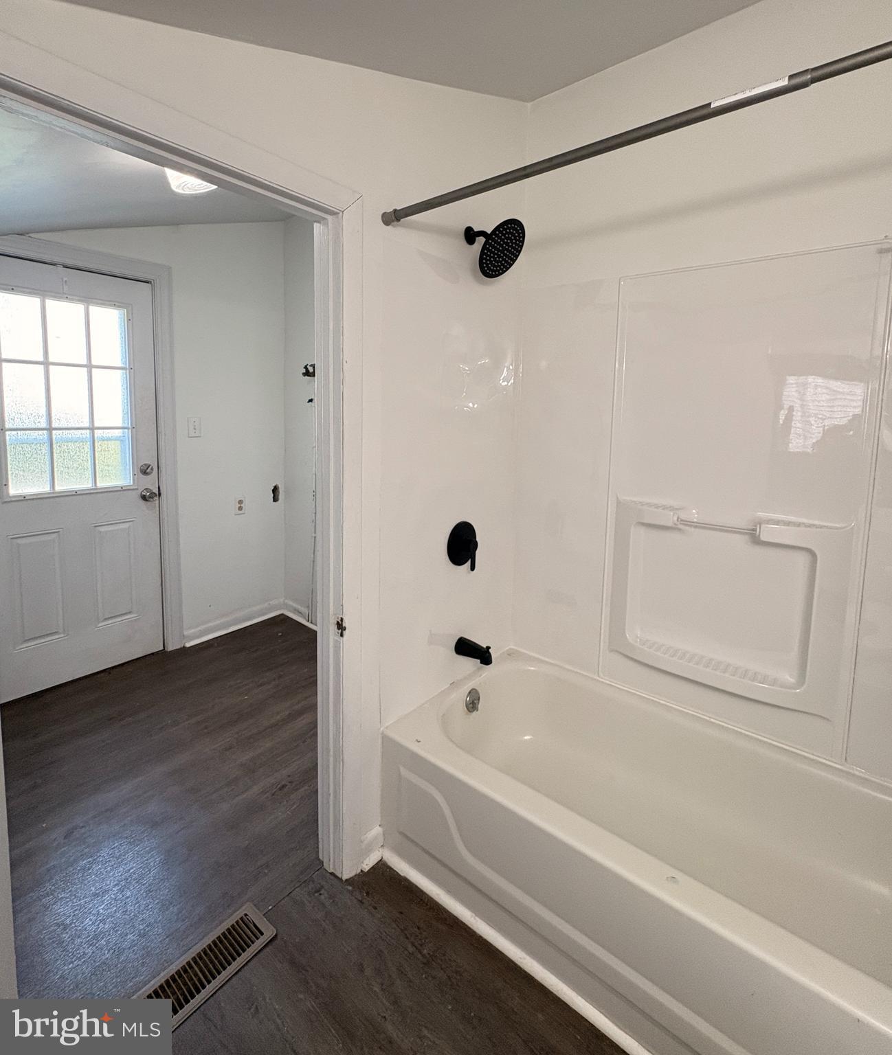 43 Pearl Street Rising Sun, MD 21911 - Photo 26 of 49 1st Floor Full Bath