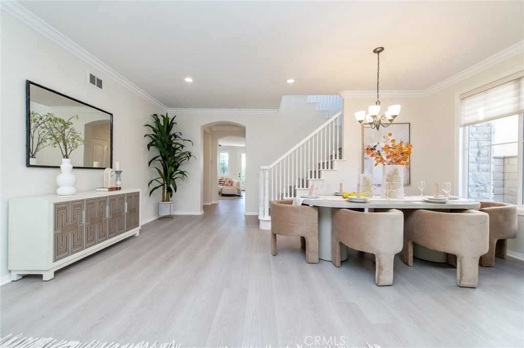 143 Weathervane Irvine, CA 92603 - Photo 8 of 38