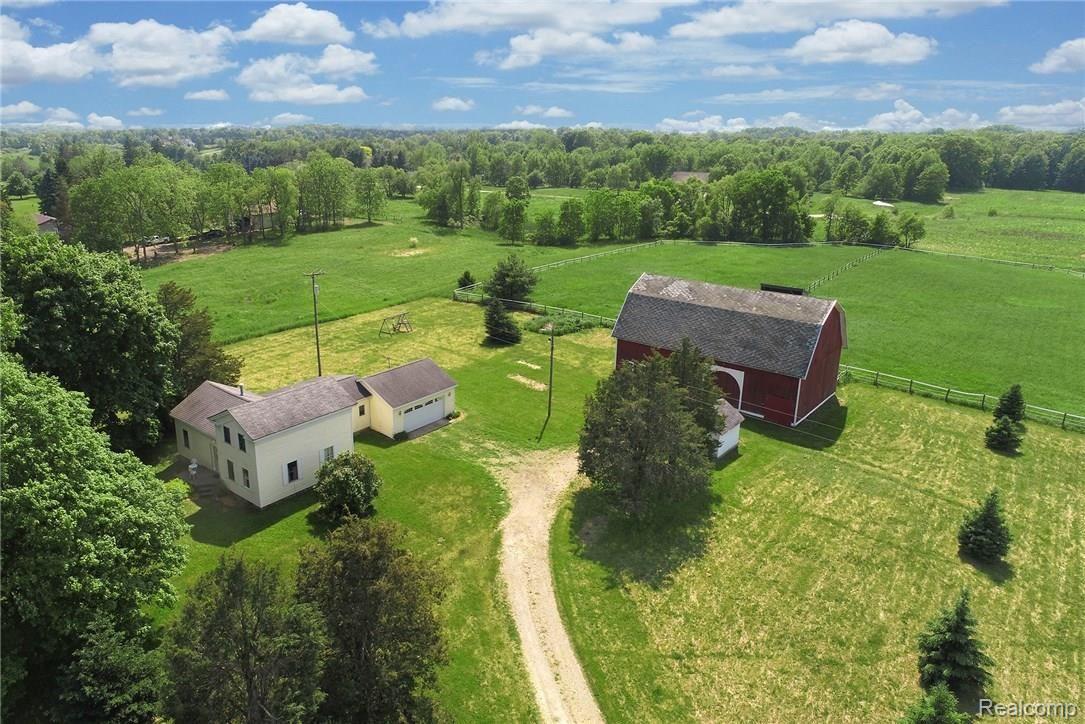 4355 North Eager Road Howell, MI 48855 - Photo 27 of 32 enjoy sunsets over your barn