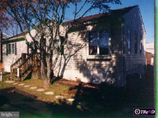 522 Cherry Tree Road Aston, PA 19014 - Photo 1 of 1