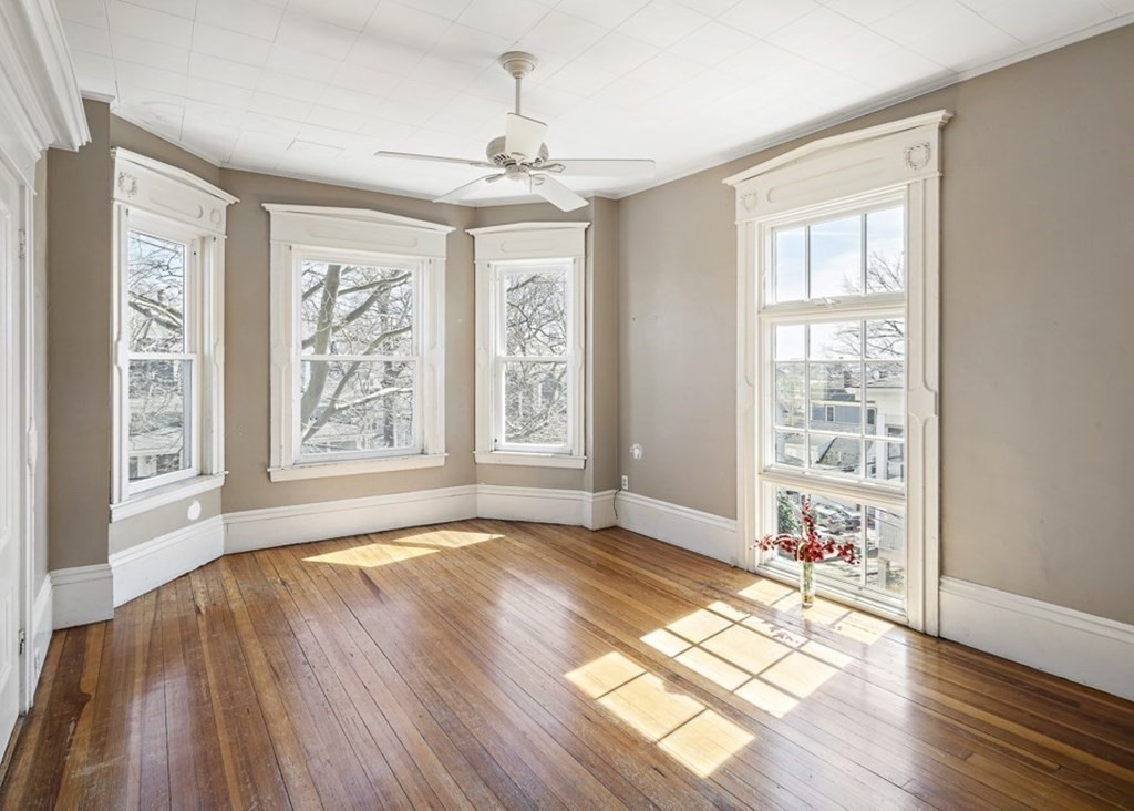 116 School Street Somerville, MA 02143 - Photo 9 of 21