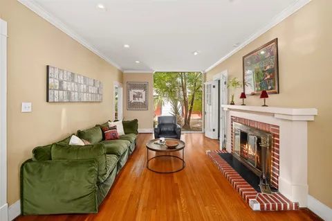 $850,000 | 1534 Harold Street, Houston, TX 77006