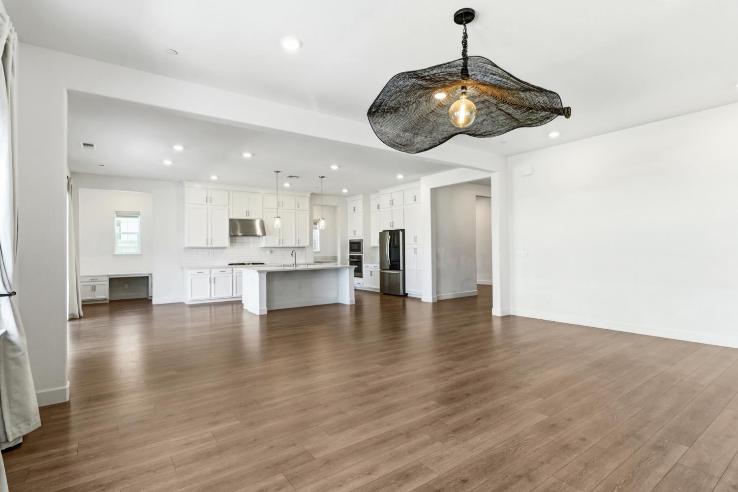 7606 Afonso Way Elk Grove, CA 95757 - Photo 12 of 79