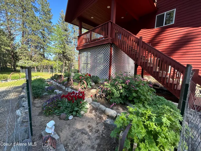 $798,000 | 935 French Point Drive, Bonners Ferry, ID 83805