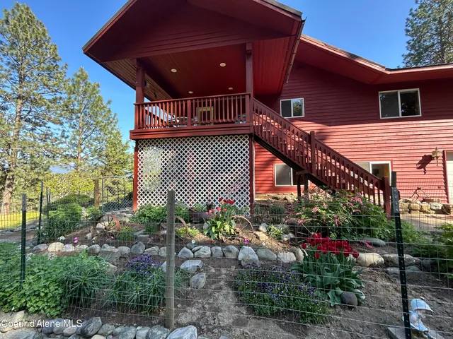 $798,000 | 935 French Point Drive, Bonners Ferry, ID 83805