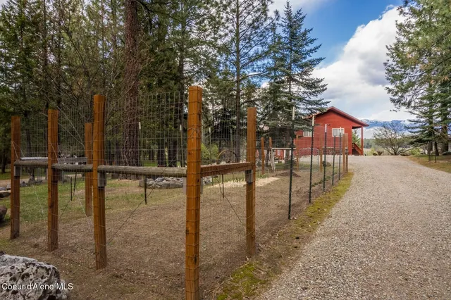 $798,000 | 935 French Point Drive, Bonners Ferry, ID 83805