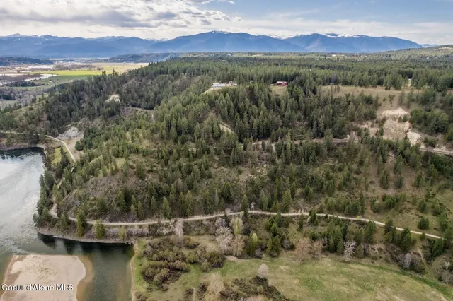$798,000 | 935 French Point Drive, Bonners Ferry, ID 83805