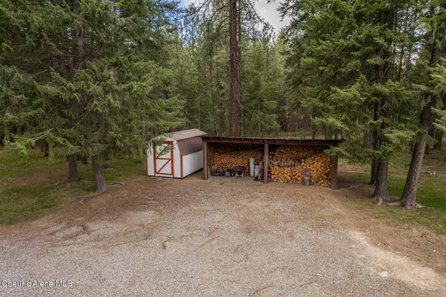 $798,000 | 935 French Point Drive, Bonners Ferry, ID 83805