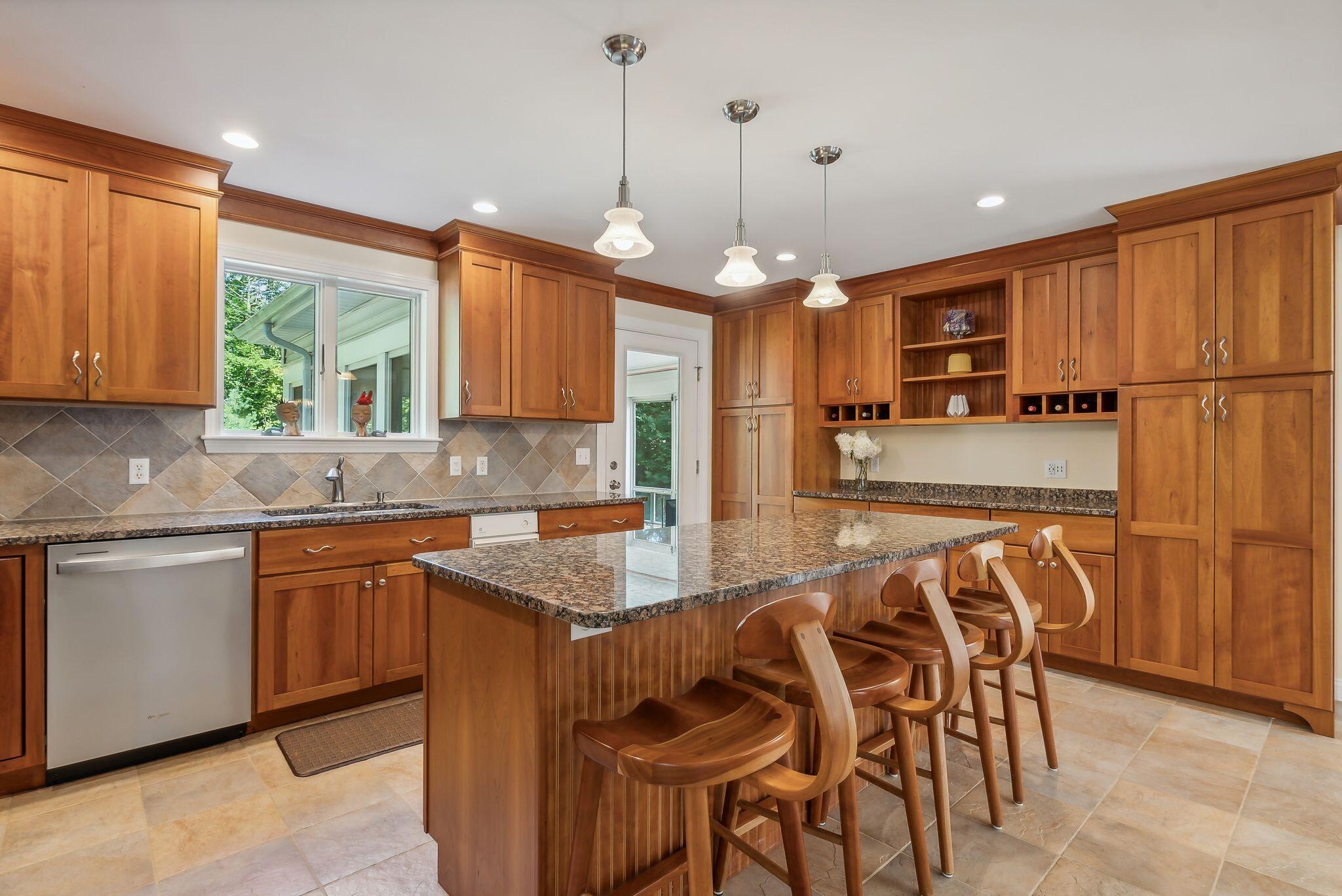 7 Deer Run Drive Gorham, ME 04038 - Photo 8 of 51 16_DSC03532